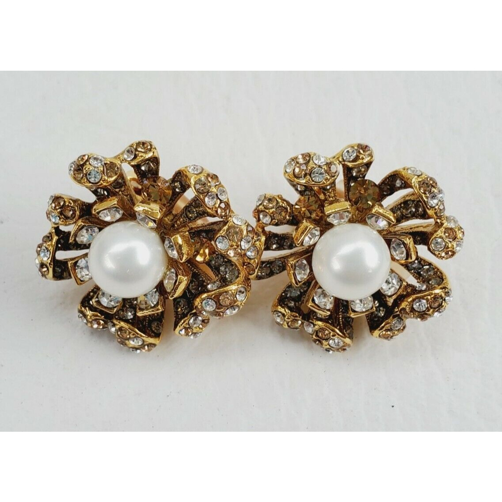 Jose & Maria Barrera Stunning Faux pearl crystal Flower Earrings - Picture 2 of 7